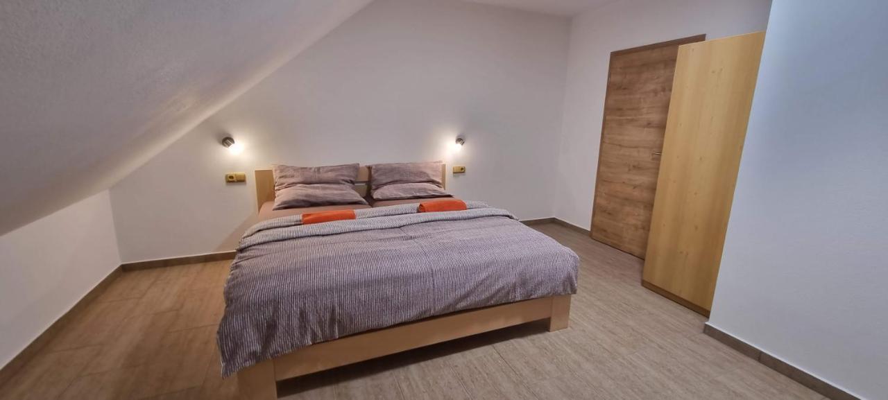 Apartmany Adieu 2 Třeboň Exteriör bild